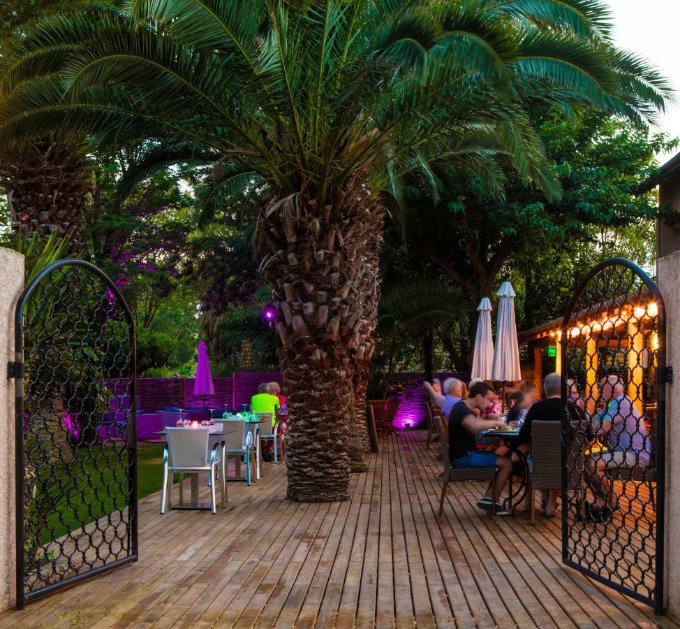 Camping Resort Les Champs Blancs Агд Экстерьер фото